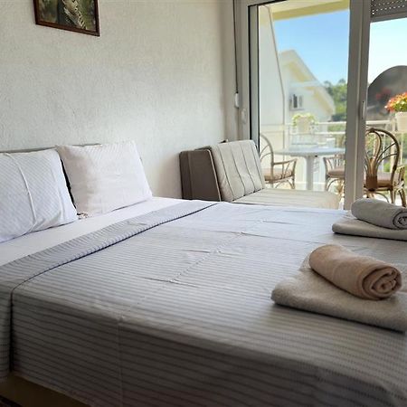Apartmani Neda Bane Petrovac na moru Exterior foto