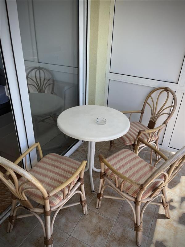 Apartmani Neda Bane Petrovac na moru Exterior foto
