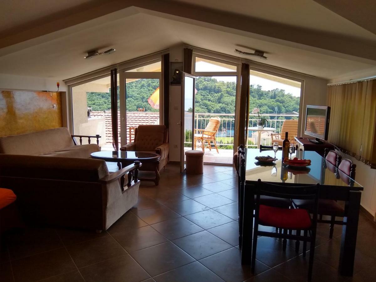 Apartmani Neda Bane Petrovac na moru Exterior foto