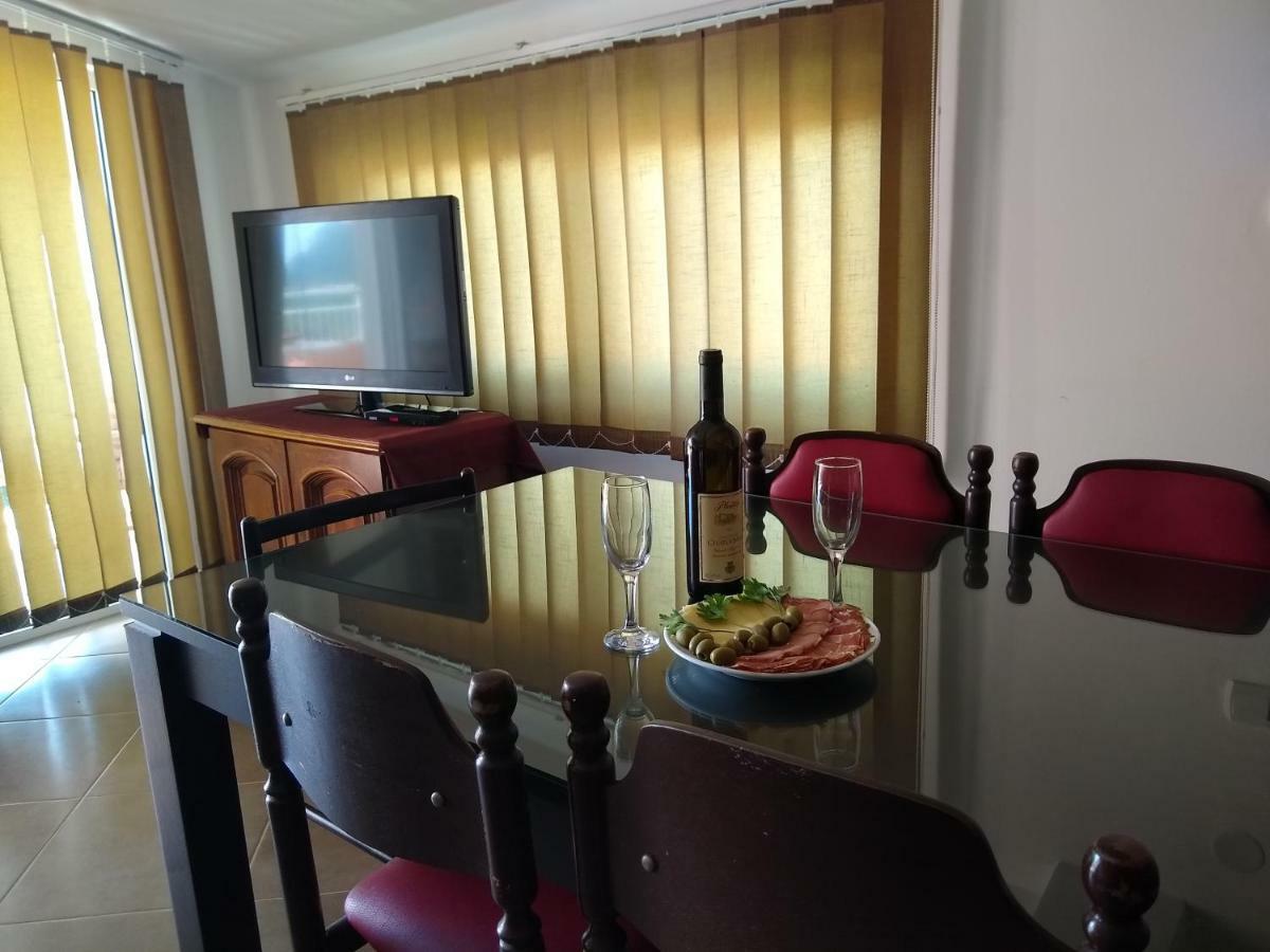 Apartmani Neda Bane Petrovac na moru Exterior foto
