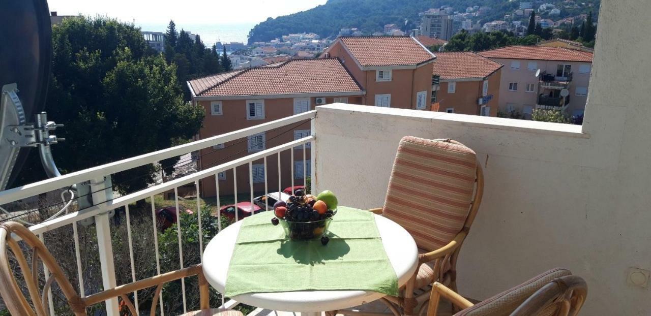 Apartmani Neda Bane Petrovac na moru Exterior foto